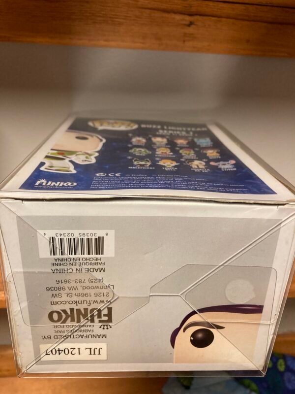 Buzz Lightyear (Dmg box)