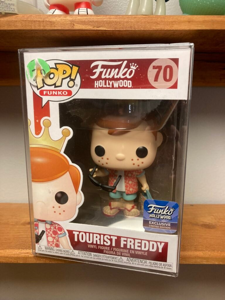 Tourist Freddy (Hollywood Exclusive)