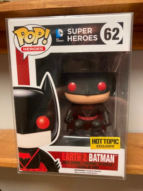 Batman Earth 2 (Hot Topic)