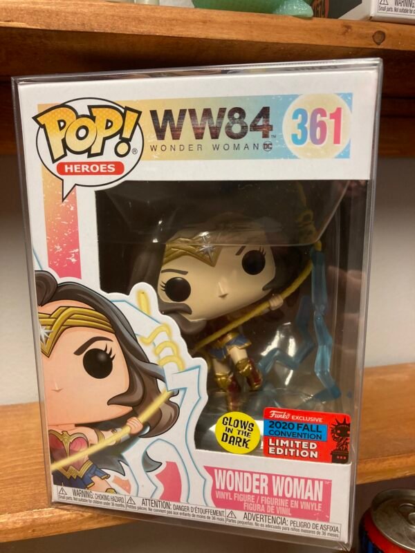 Wonder Woman ‘84 Glow 2020 NYCC